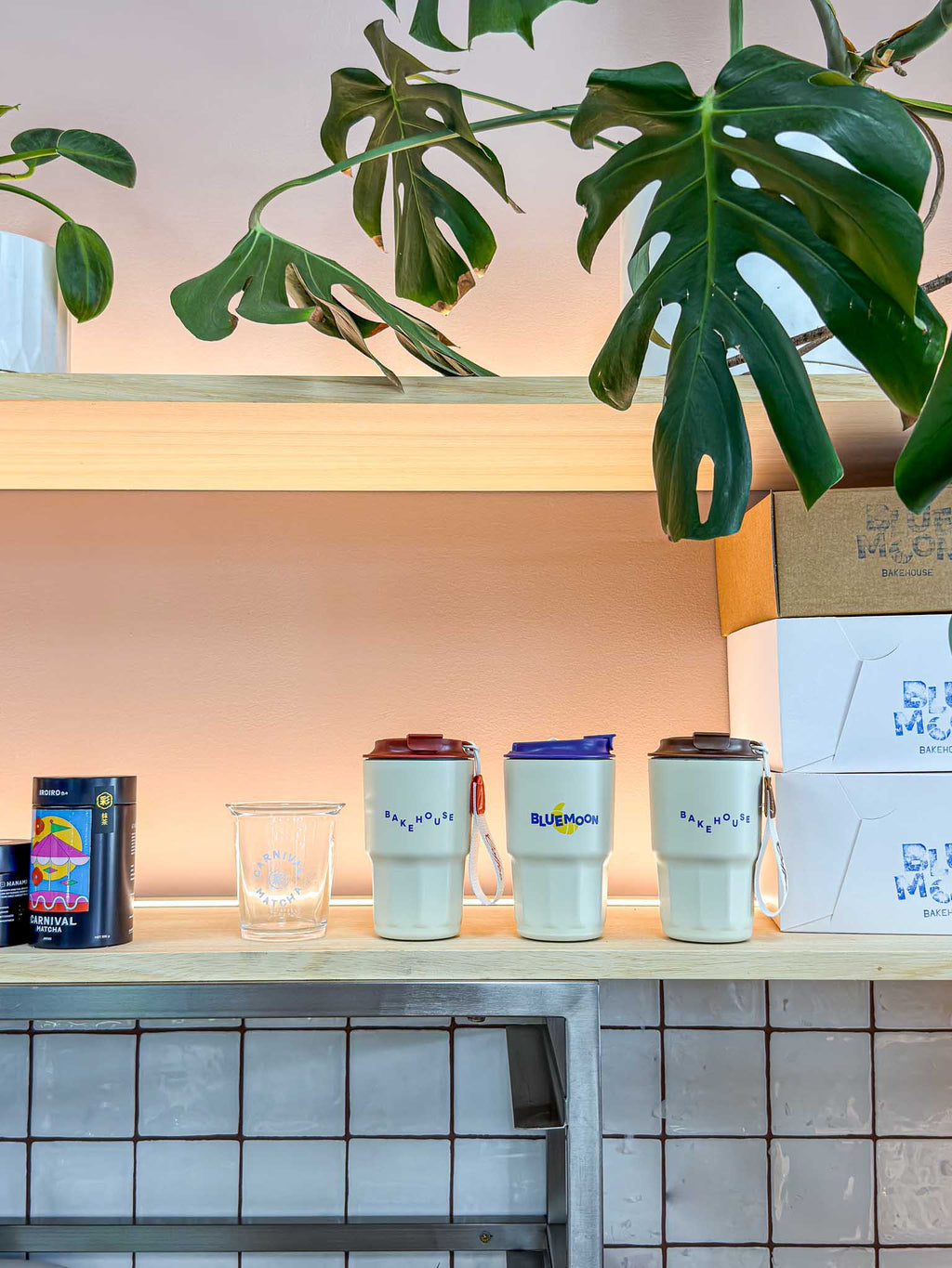 Blue Moon Bakehouse 480ml reusable insulated thermal coffee cup