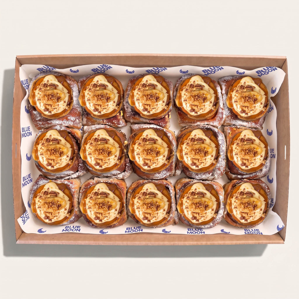 Blue Moon Cinnamon Scroll Box